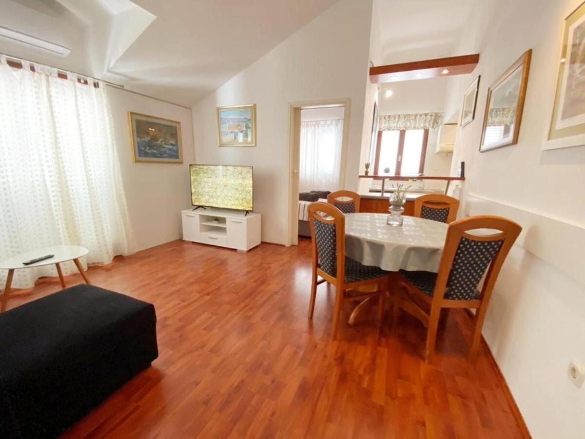 Apartments Mila Makarska Exterior photo